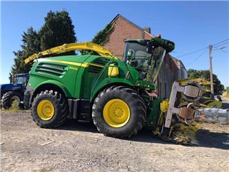 John Deere 8400 i