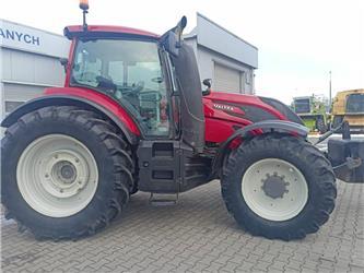 Valtra T 174