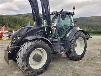 Valtra T254Versu