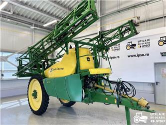 John Deere M724