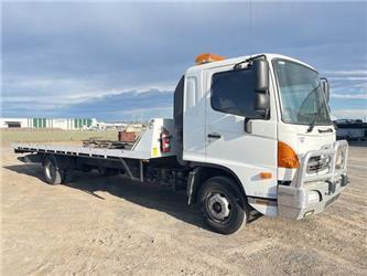 Hino FD7J