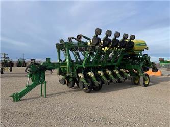 John Deere 1790