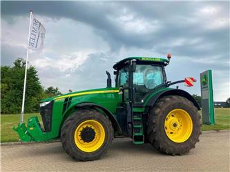 John Deere 8370R