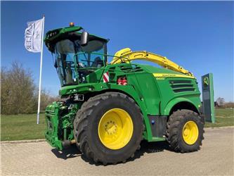 John Deere 8600