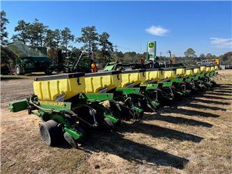 John Deere 1720