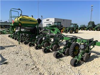 John Deere 1725 CCS
