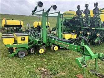 John Deere 1770