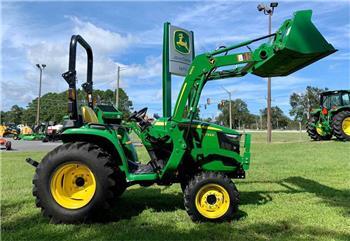 John Deere 3032E