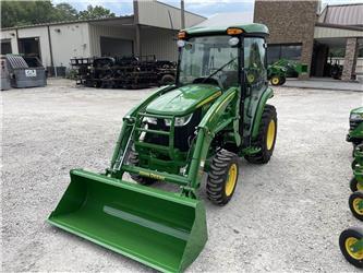 John Deere 3033R