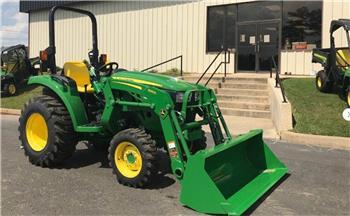 John Deere 3035D