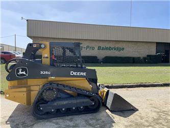 John Deere 325G