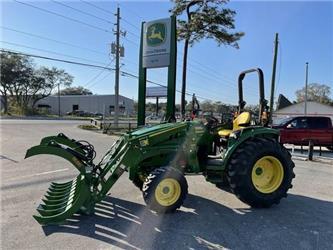 John Deere 4044R