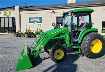 John Deere 4044R