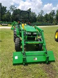 John Deere 4052M