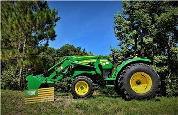 John Deere 4052M