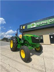 John Deere 5050E