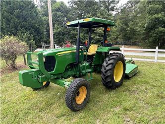 John Deere 5055D