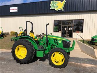 John Deere 5065E