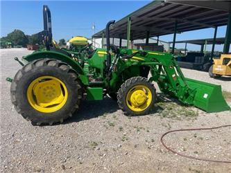 John Deere 5065E