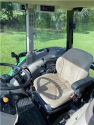 John Deere 5065E