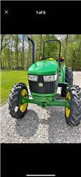 John Deere 5075E