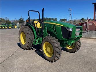 John Deere 5090E