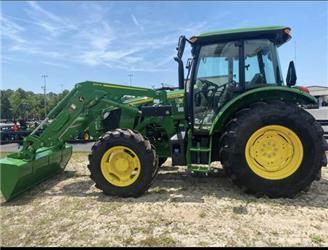 John Deere 5115M