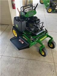 John Deere 636M