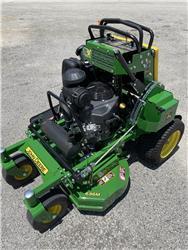John Deere 636M