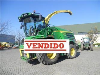 John Deere 8600