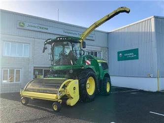 John Deere 9700