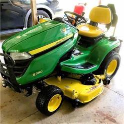 John Deere X390