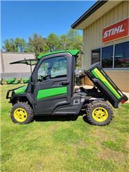 John Deere XUV835R