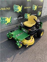 John Deere Z335