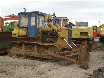 Komatsu D65E-8