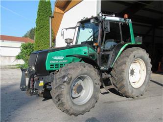 Valtra 6300