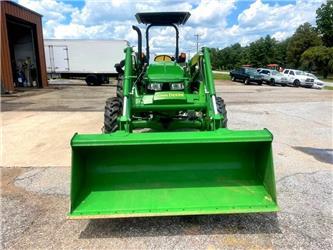 John Deere 5065E