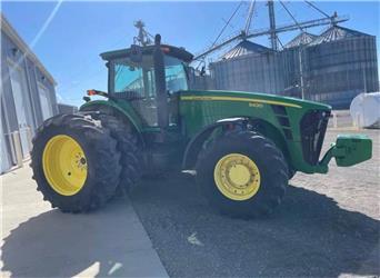 John Deere 8430