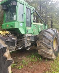 John Deere 848H