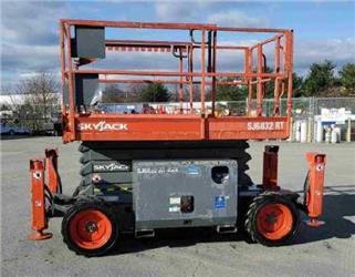 SkyJack SJ 6832