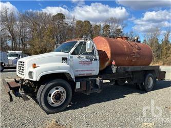 Chevrolet C7500