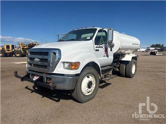 Ford F-750