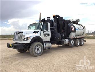International 7600