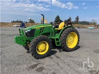 John Deere 5075E
