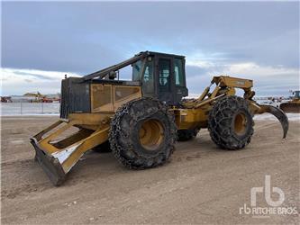 John Deere 748G-III