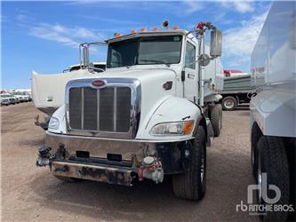Peterbilt 348
