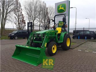 John Deere 3038E