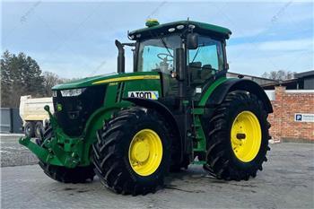 John Deere 7310R