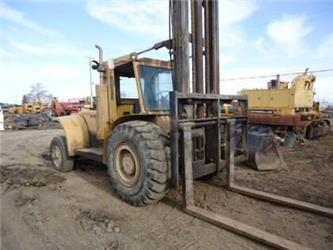 Hyster H300B 25000 LB ROUGH TERRAIN FORKLIFT