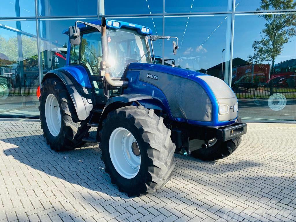 Valtra T130 Hitech Traktori